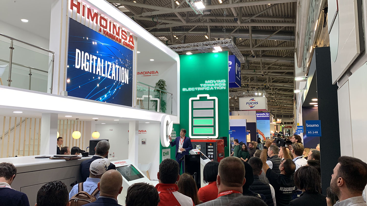 HIMOINSA introduces its electrification strategy at Bauma